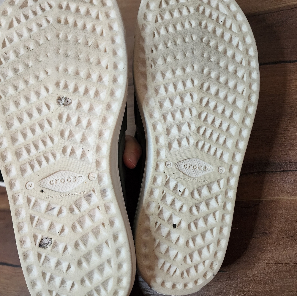 Roka Crocs - Picture 11 of 12